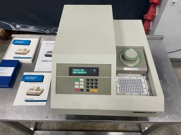 Applied-Biosystems-GeneAmp-9600-PCR-Systeem_PCR-en-Thermal-cyclers_9829_4.jpeg