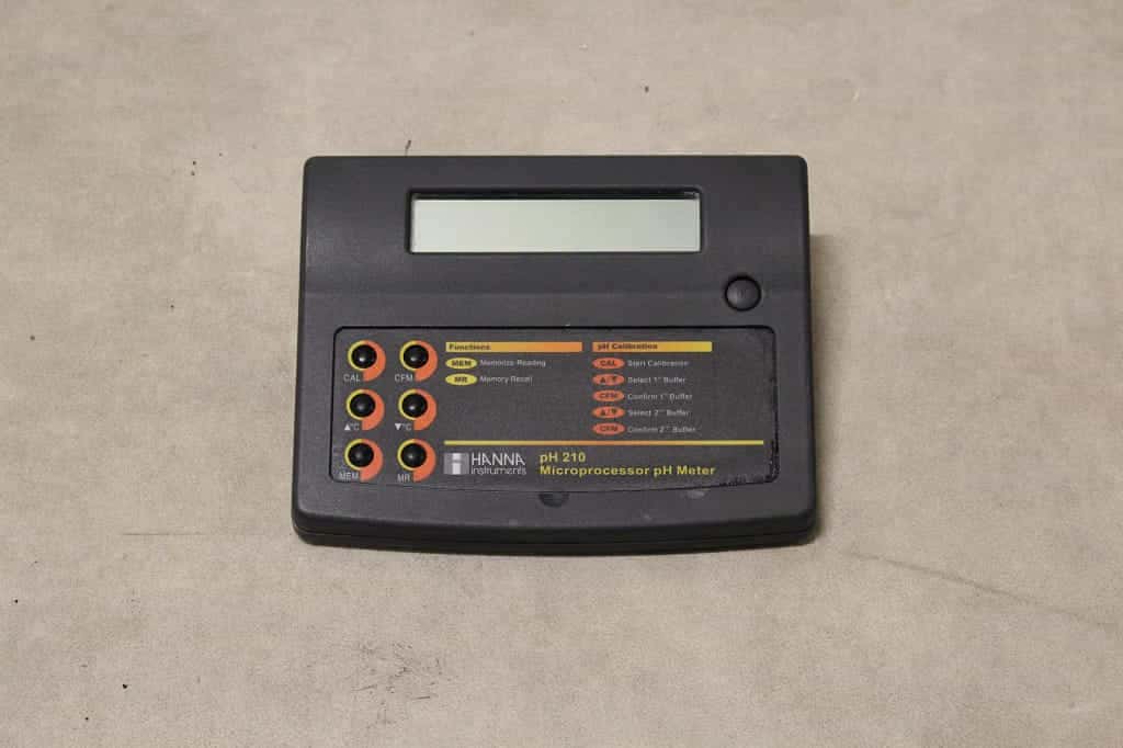 Hanna-pH210-pH-Meter_pH_4282_4.jpeg