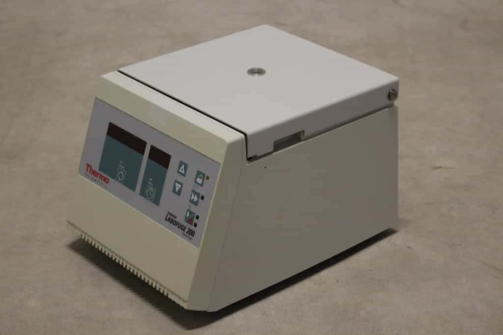 Heraeus-Labofuge-200-Centrifuge_Centrifuges-zonder-koeling_2859_4.jpeg