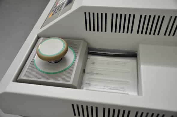 Applied-Biosystems-GeneAmp-9600-PCR-Systeem_PCR-en-Thermal-cyclers_4187_4.jpeg