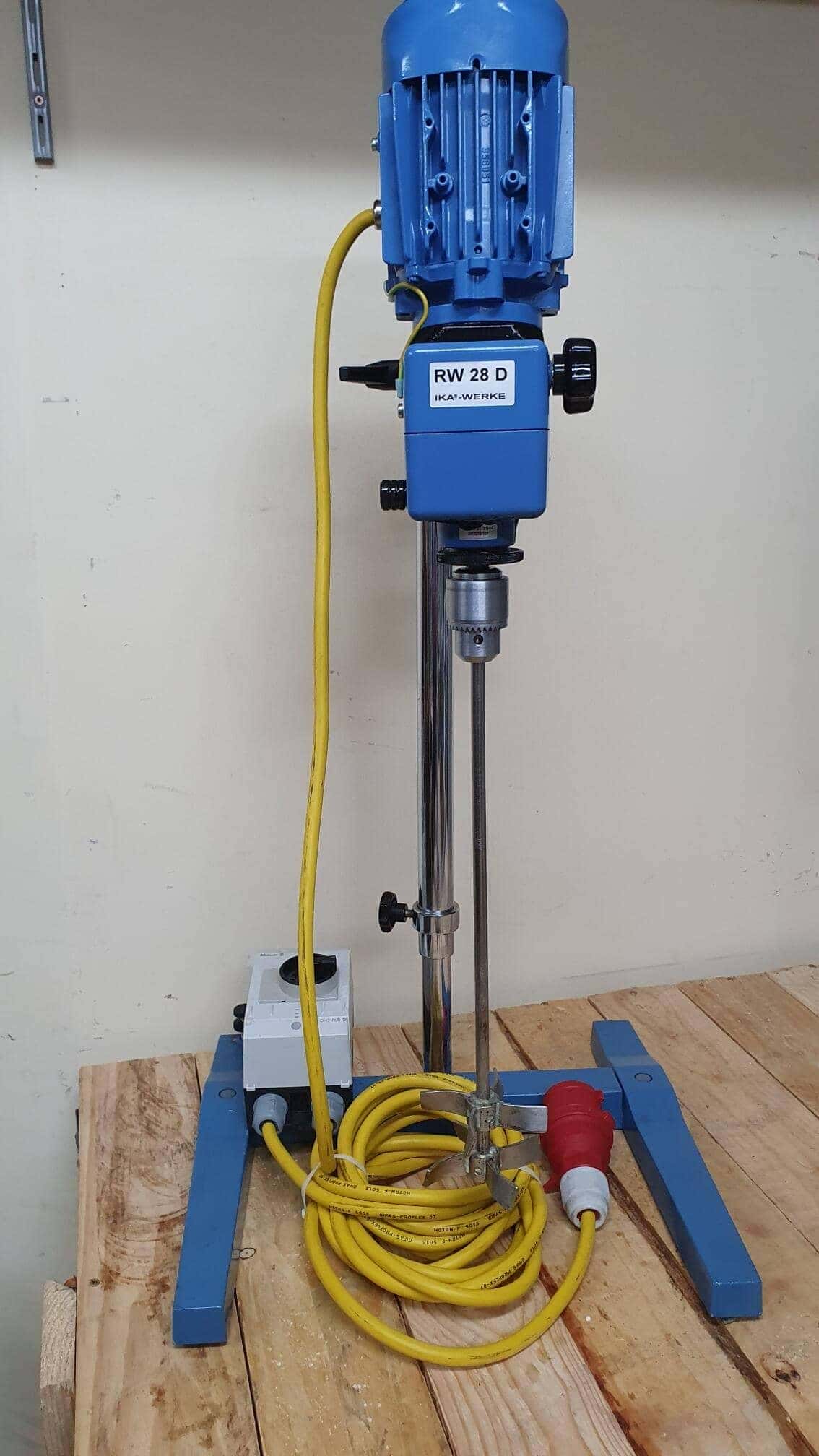 IKA RW28D Bovenroerder