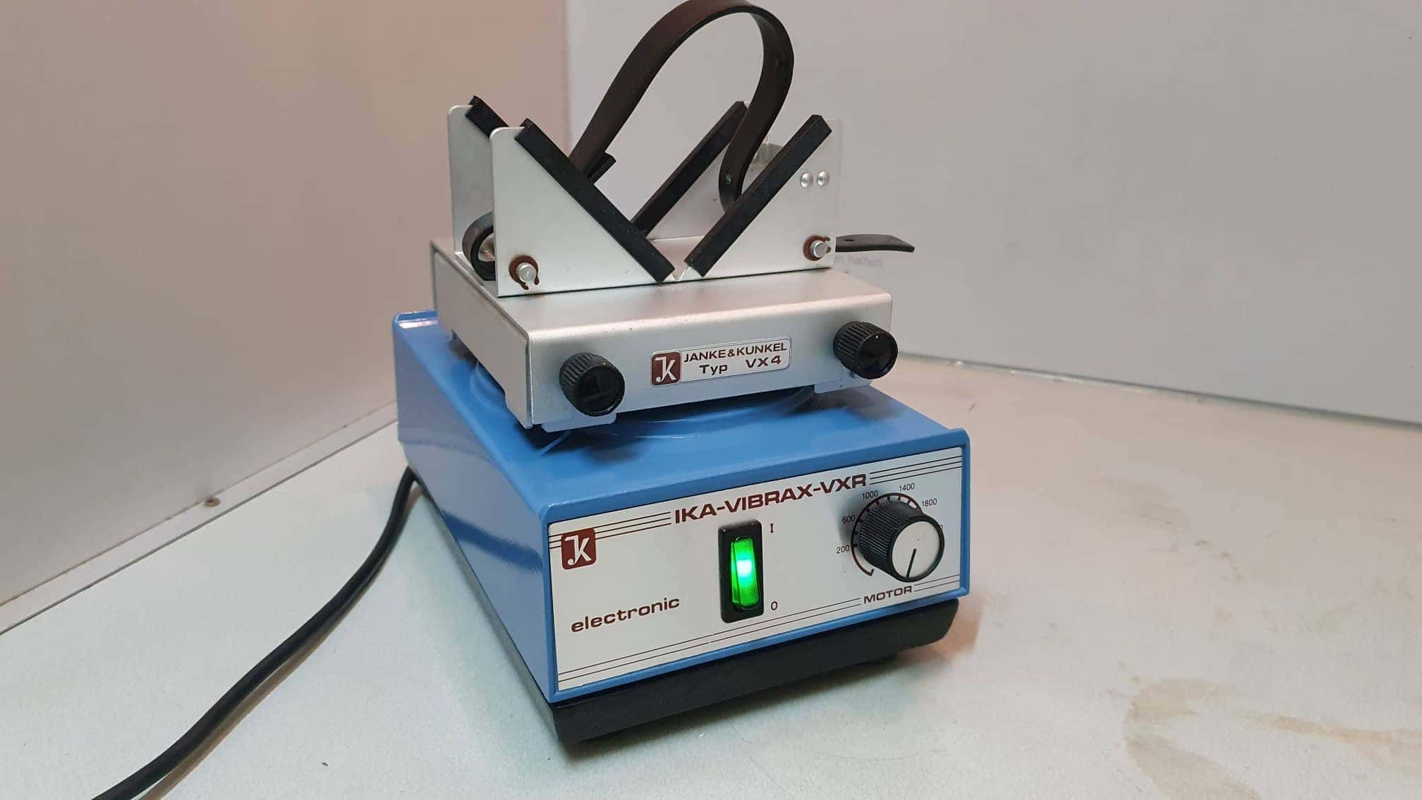 IKA Vibrax VXR VX4 Schudder