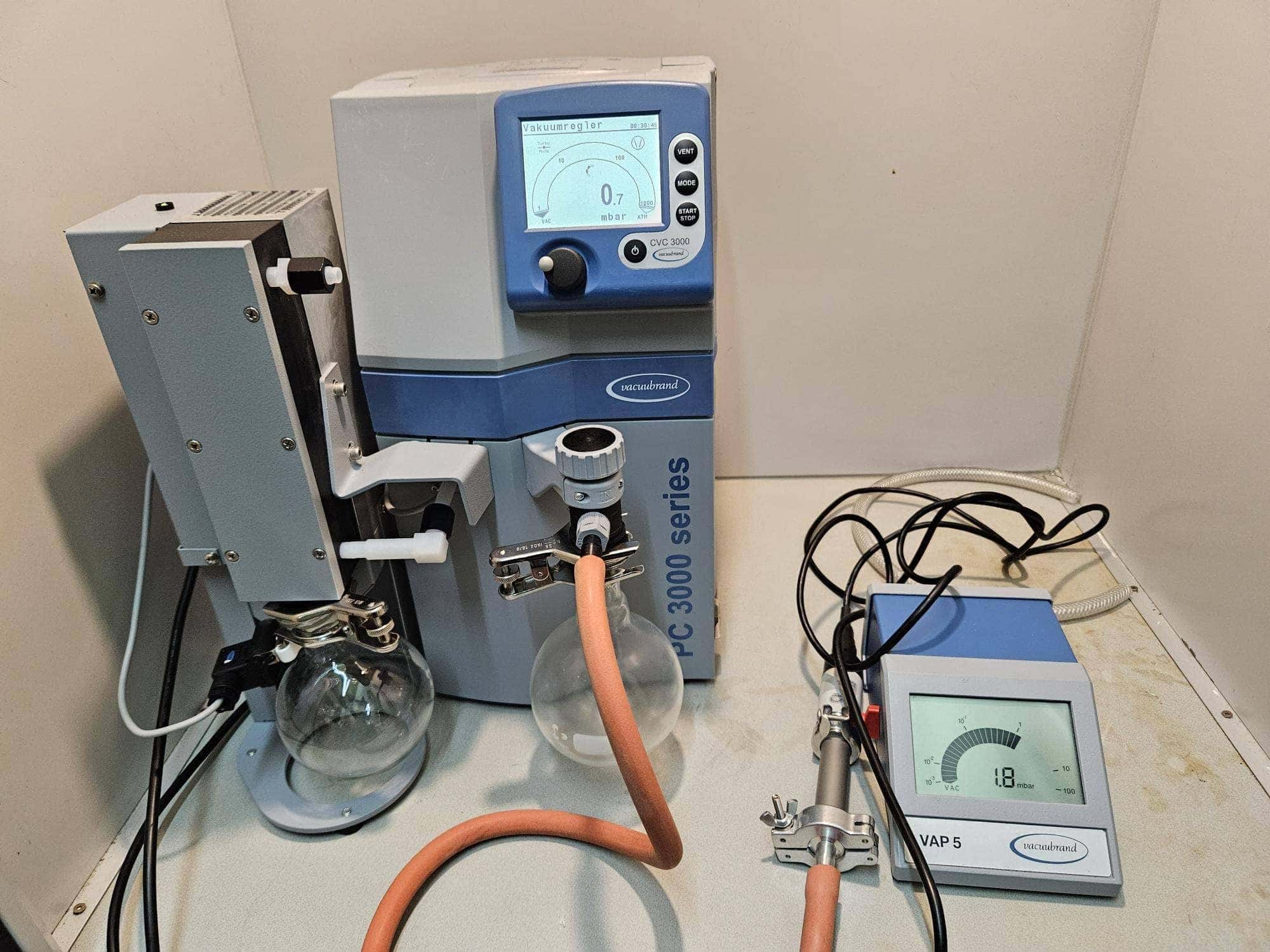 Vacuubrand PC3004 VARIO EKP Vacuüm Opstelling