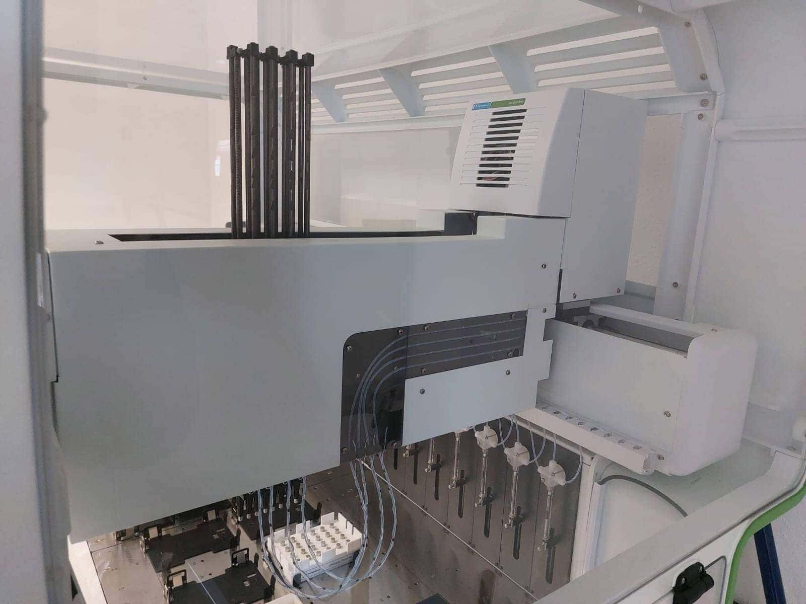 Perkin-Elmer-Janus-G3-Automated-Workstation_Verdunner_46783_4.jpeg