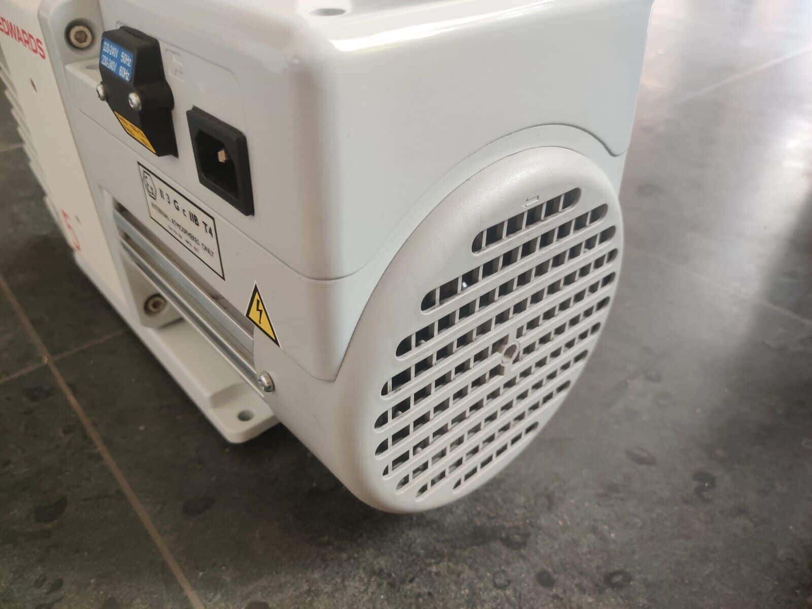 Edwards-RV5-Vacuumpomp_Vacuumpompen_47446_4.jpeg