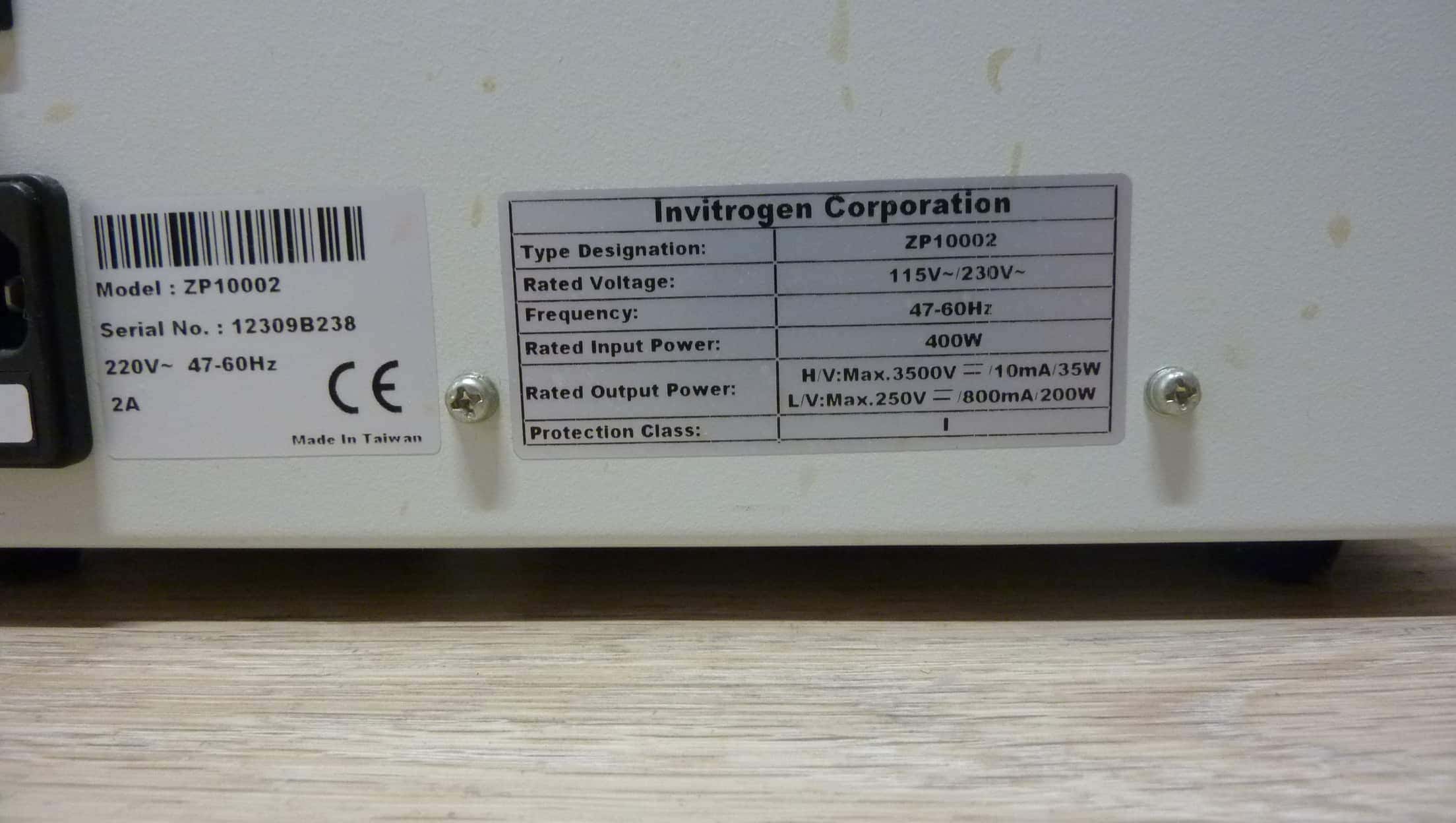 Invitrogen-ZP10002-ZOOM-Dual-Power-Supply_Power-Supplies_44187_4.jpeg