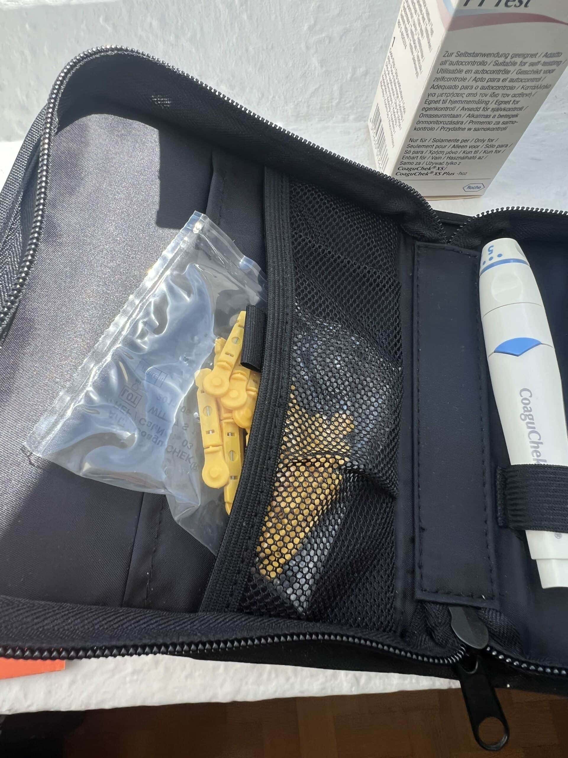 Roche-CoaguChek-XS-Systeem_Klinisch-en-Chemische-analyse_49063_4.jpeg