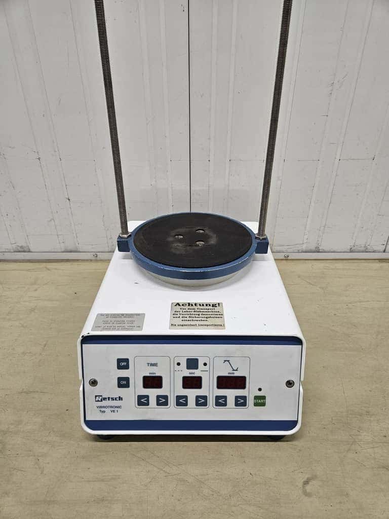 Retsch Vibrotronic VE 1 zeefmachine (+ 8 zeven) (3)