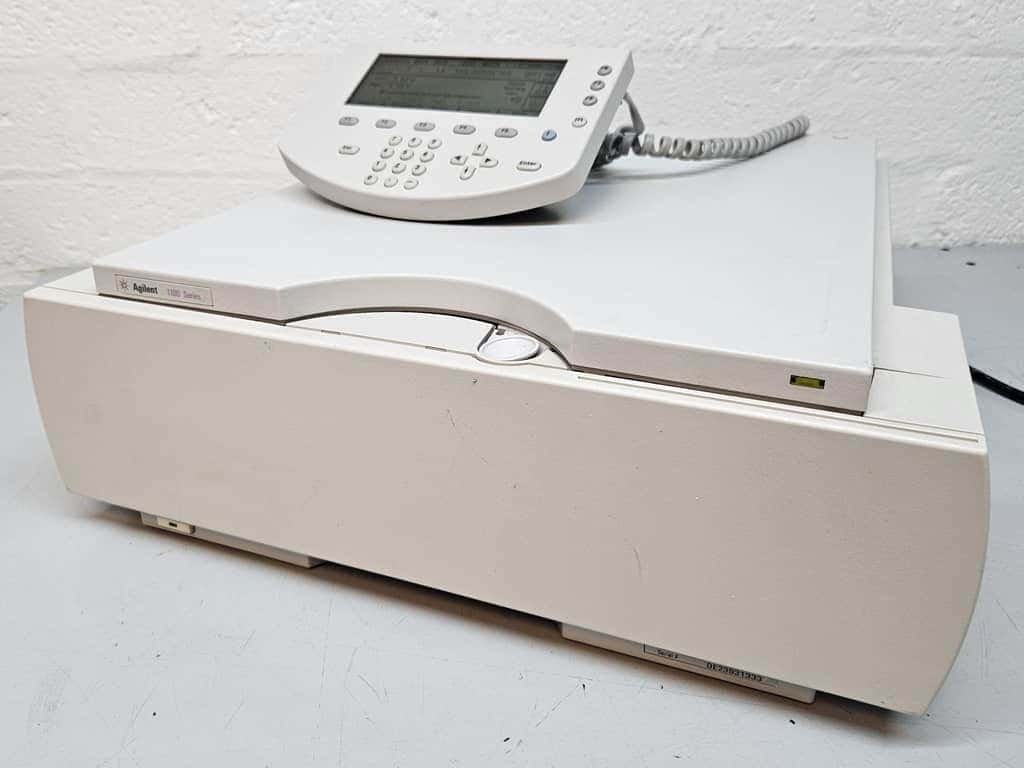 Agilent G1316A column compartment with column switching valve (5)