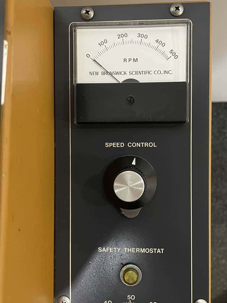 New Brunswick Innova G-25 (3)