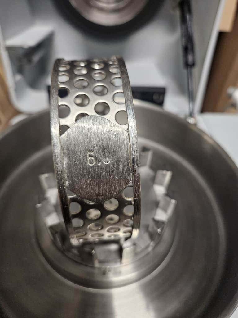 Retsch ZM200 ultracentrifugaalmolen (2)