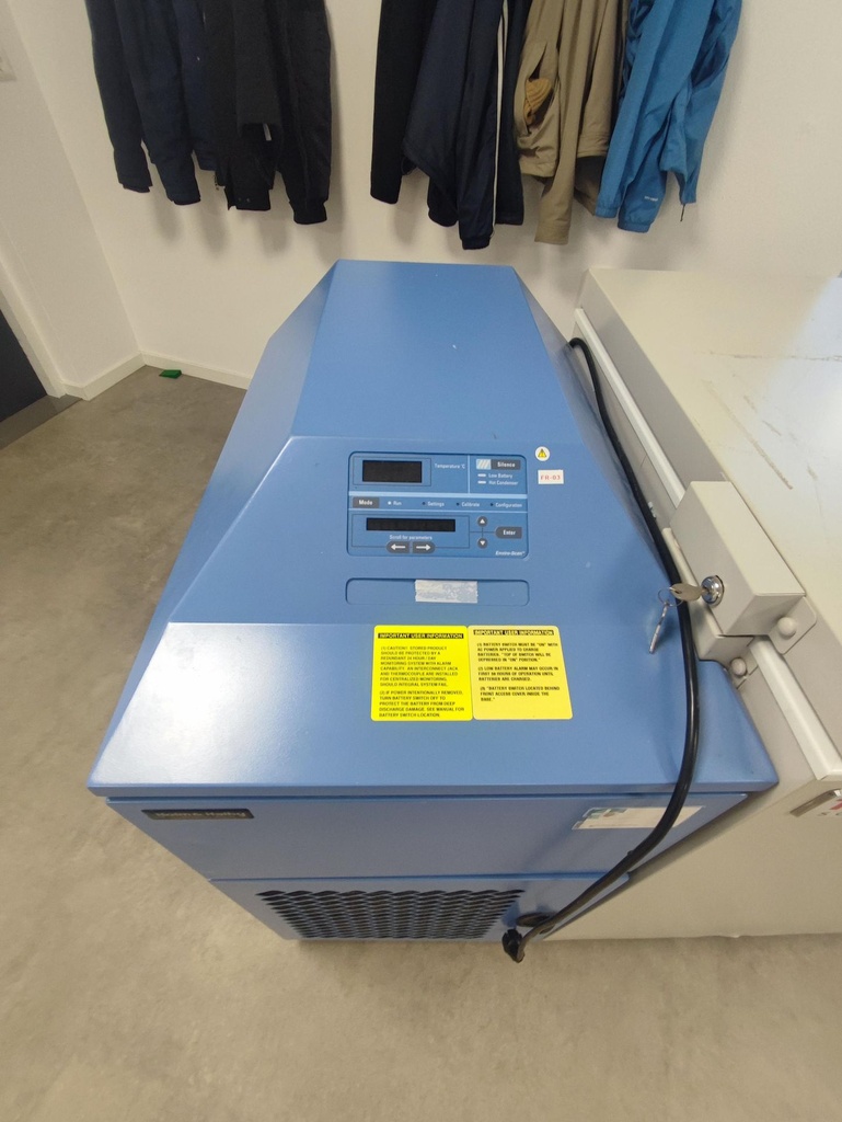 ULT vrieskist inclusief veel opbergrekken (1)