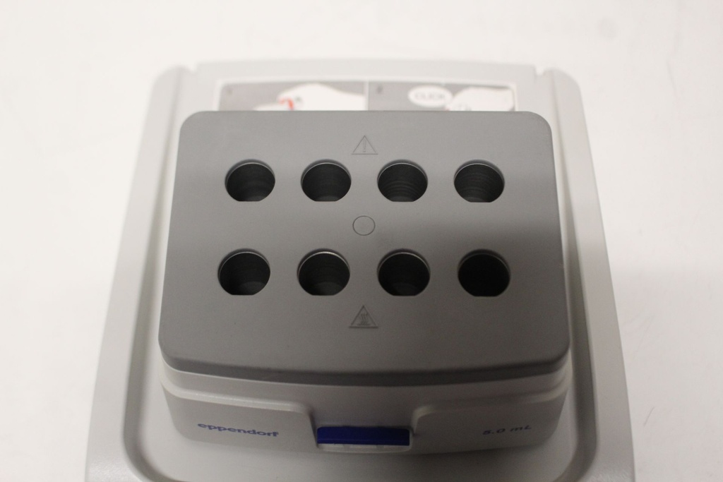 Eppendorf Thermomixer C (1)