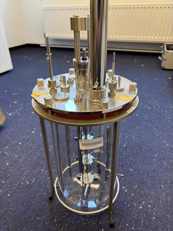 GMP Applikon Fermentation System (2)