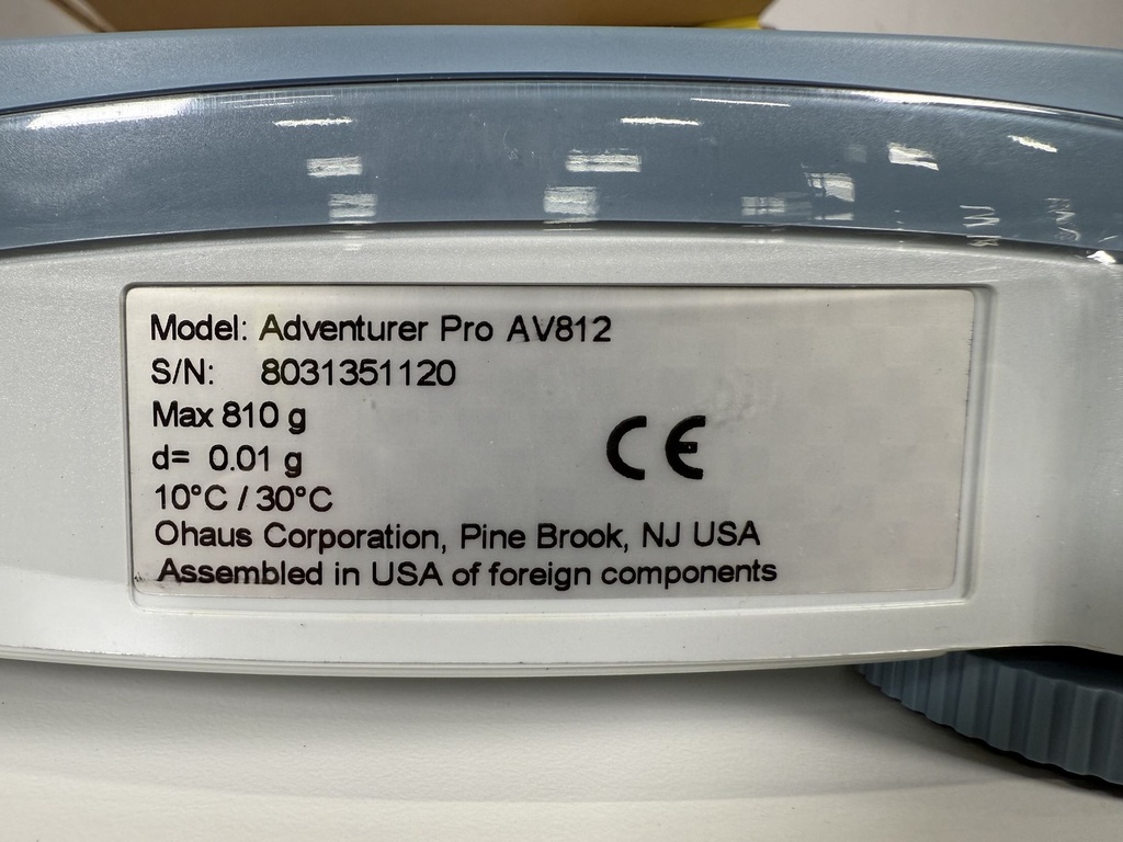 Ohaus Adventurer Pro AV812 (2)