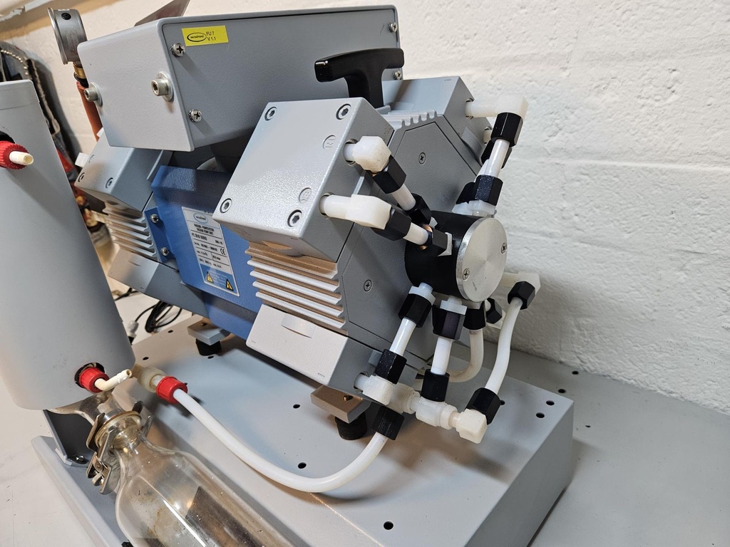 Vacuubrand pc 2016 vario vacuumpomp met vacuuband vnc1 vacuumcontroller (6)